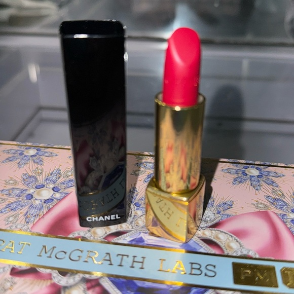 Chanel lipstick new🌹 - Picture 1 of 5